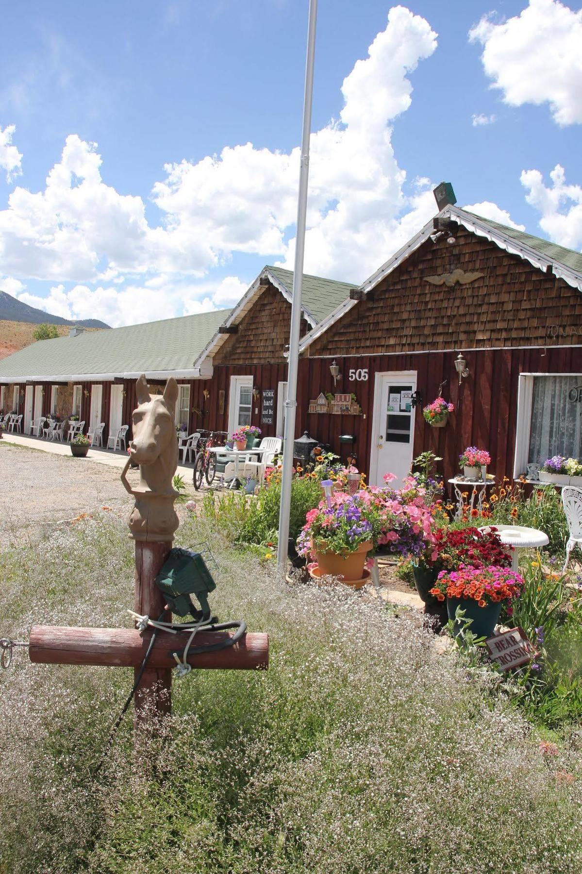 Black Bear Inn Dubois Εξωτερικό φωτογραφία