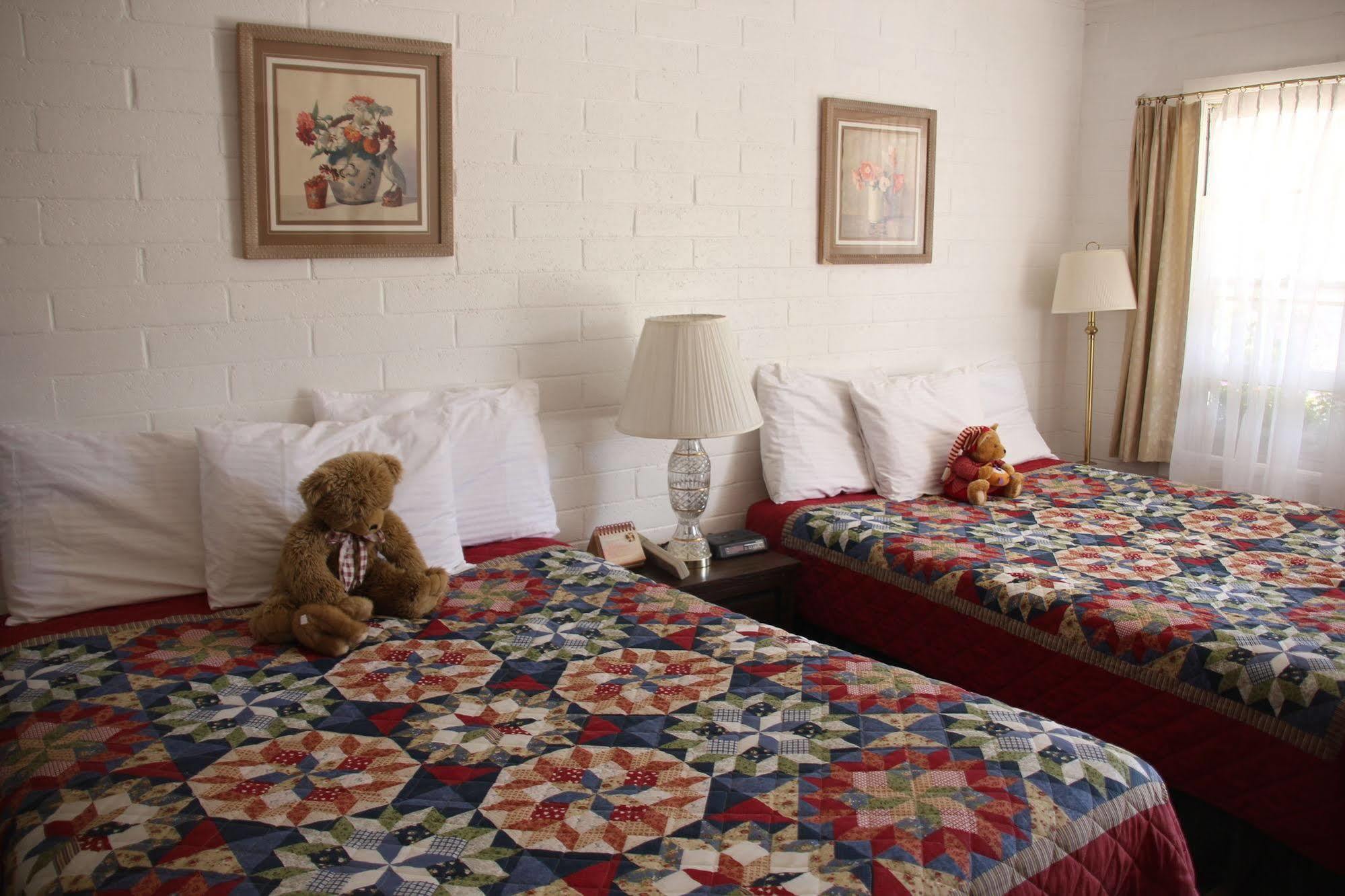 Black Bear Inn Dubois Εξωτερικό φωτογραφία